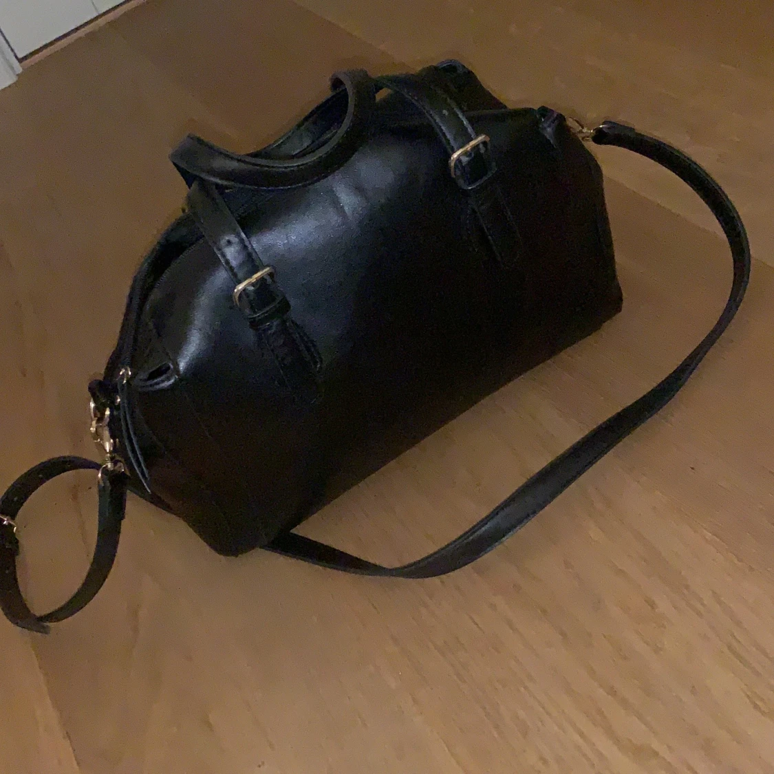 Fejkläder axelväska  - 90