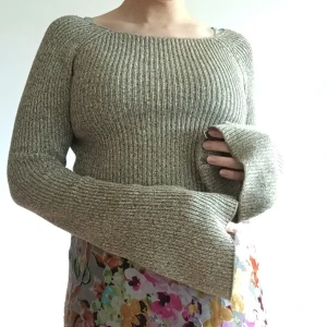 Stickad tröja - Fint skick.