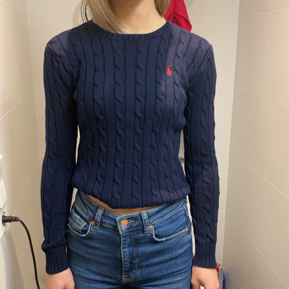 Marinblå Ralph Lauren stickad tröja i strl Xs - 90