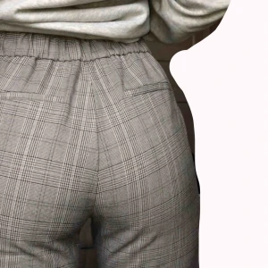  - Väldigt snygga kostymbyxor från ZARA, de sitter jätteskönt och snyggt och man får väldigt fin rumpa i de tycker jag🥰