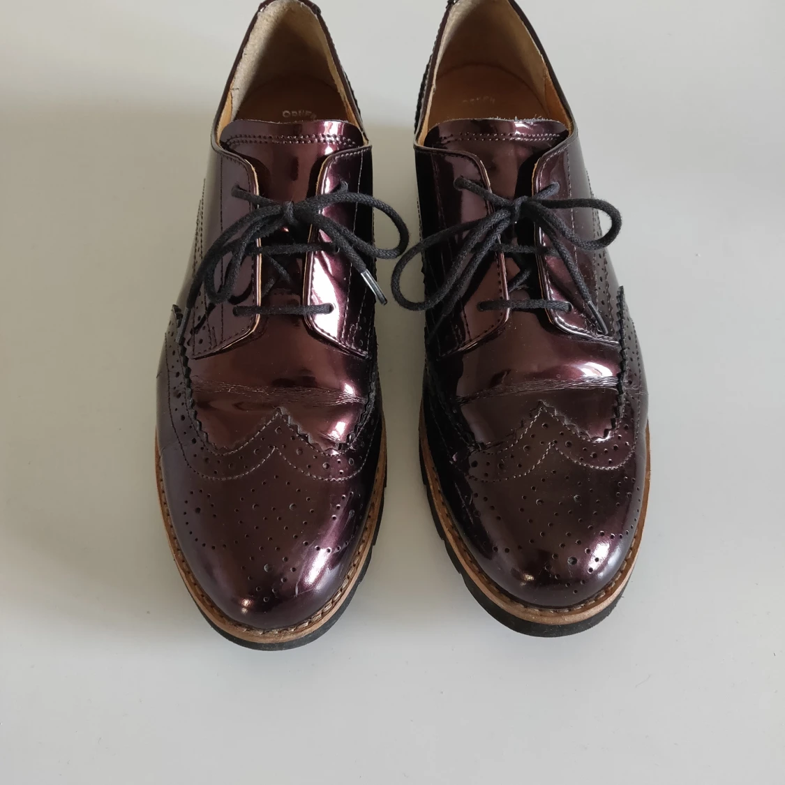 Vinröda oxfordskor - 90