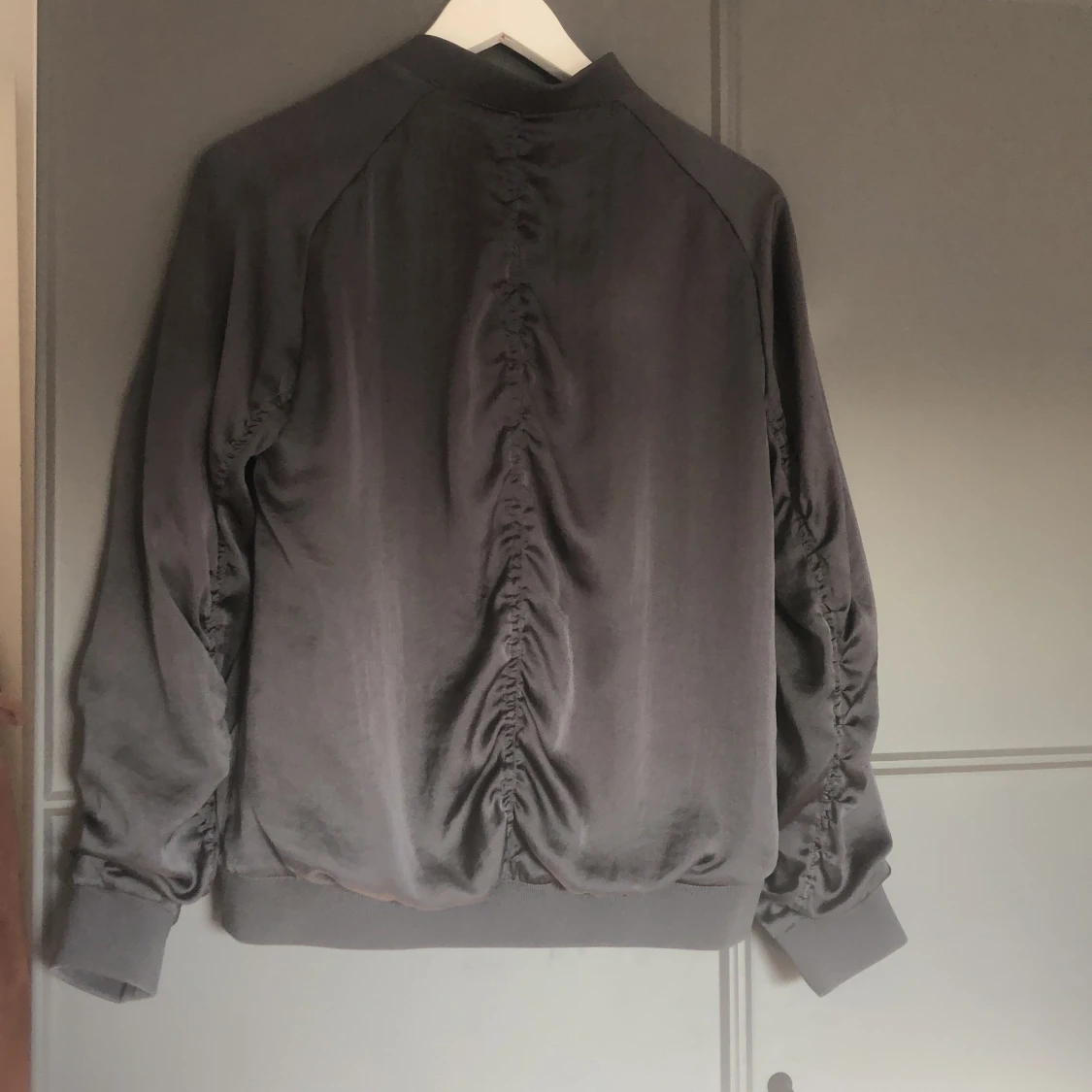 Tunn jacka / kofta - 91