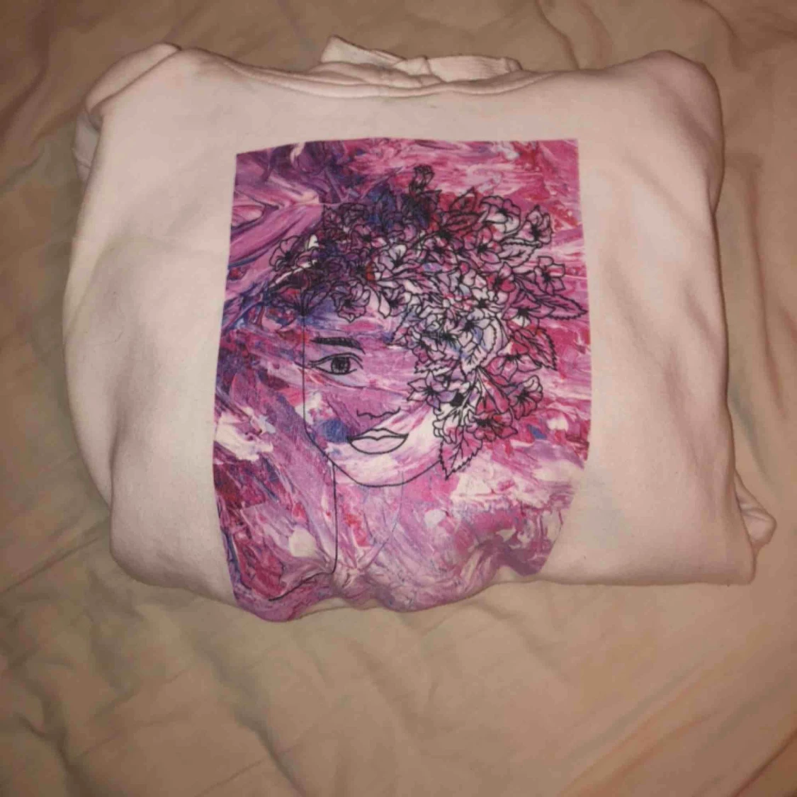 The cool elephant  - 90