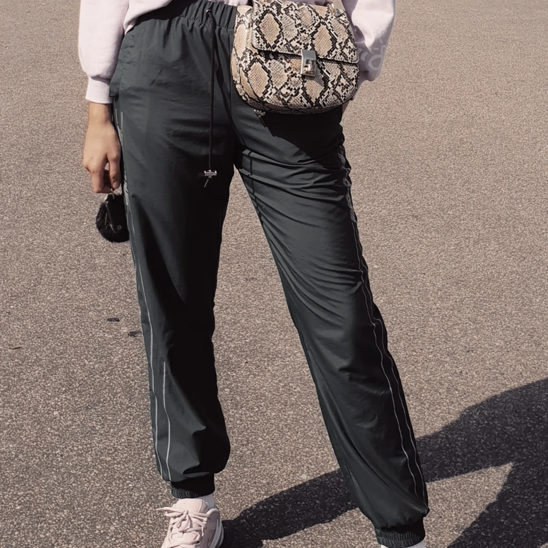 THE CLASSY ISSUE - 90