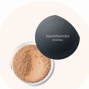 Bare minerals foundation!! - färgen medium beige, endast testad, funkar som ett mirakel!!🤩 Köpte dock i fel färg:(