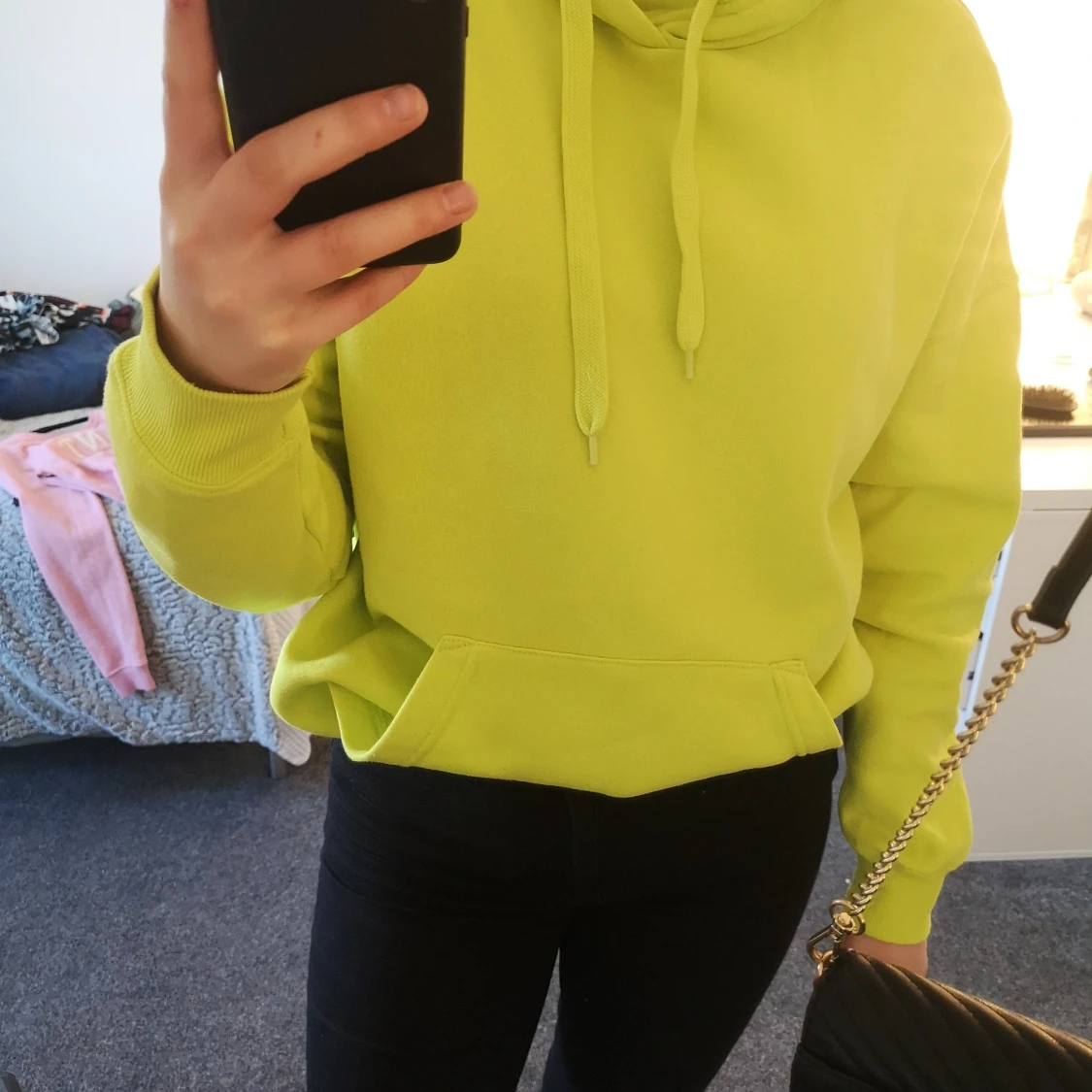 Neon hoddie