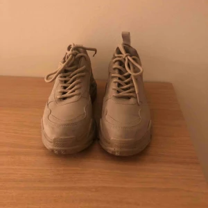  - Endast avvända 2-3 gånger. Nyskick!