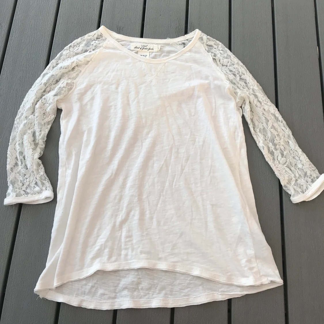 Tröja i storlek 146,152