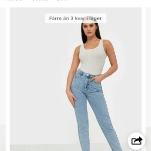 Säljer mom jeans ginatrico - Köptes för 399kr säljer för 270kr ! Hör av er! Knappt använda! Storlek XS 