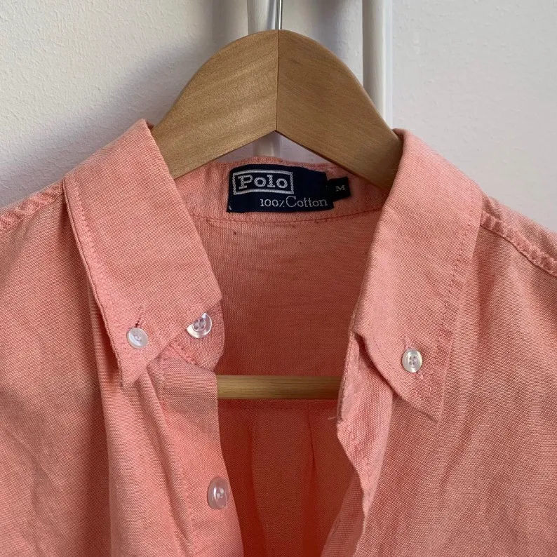 Skitsnygg oversize laxrosa skjorta! Använder tyvärr knappt :( Köparen står för frakt på 63kr!. Skjortor.