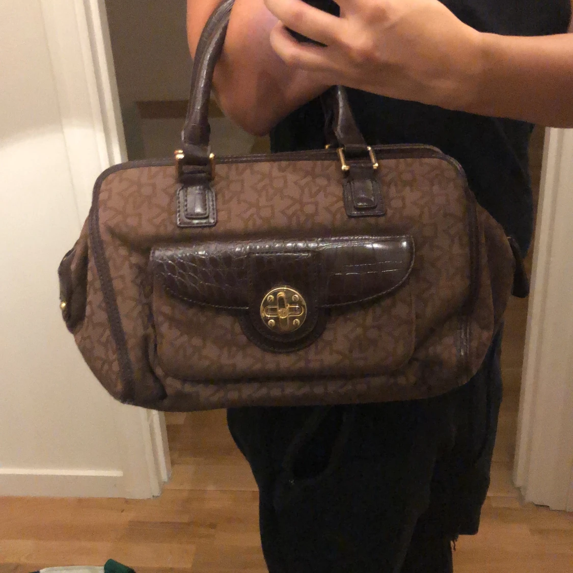 Dkny väska äkta brun - 90