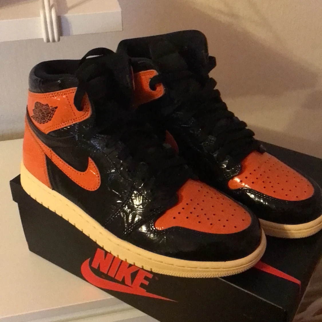 Air Jordan 1 Retro High  - 91