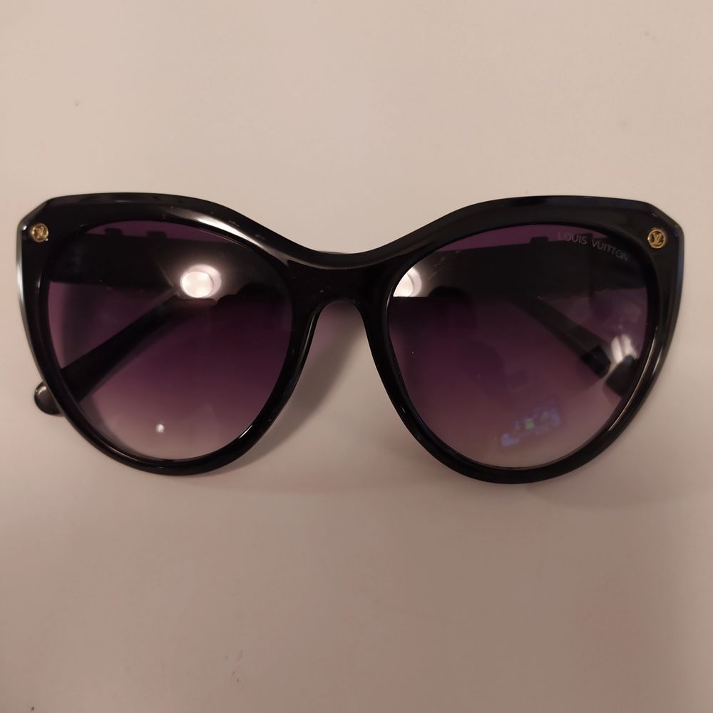 Cateye solglasögon - Accessoarer | Plick Second Hand