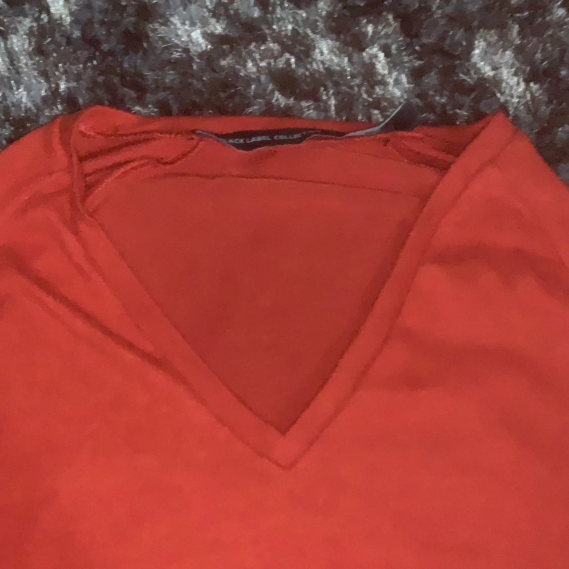 Ny röd tröja  - 90