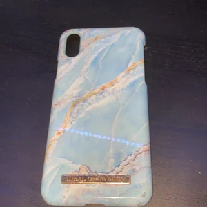 Ideal of sweden skal iPhone X 40kr  - Säljer eftersom jag har en ny mobil. 40kr + frakt