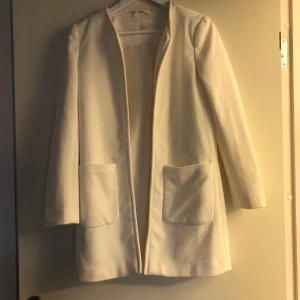 Kappa från HM  - Strl S sparsamt använd, fint skick