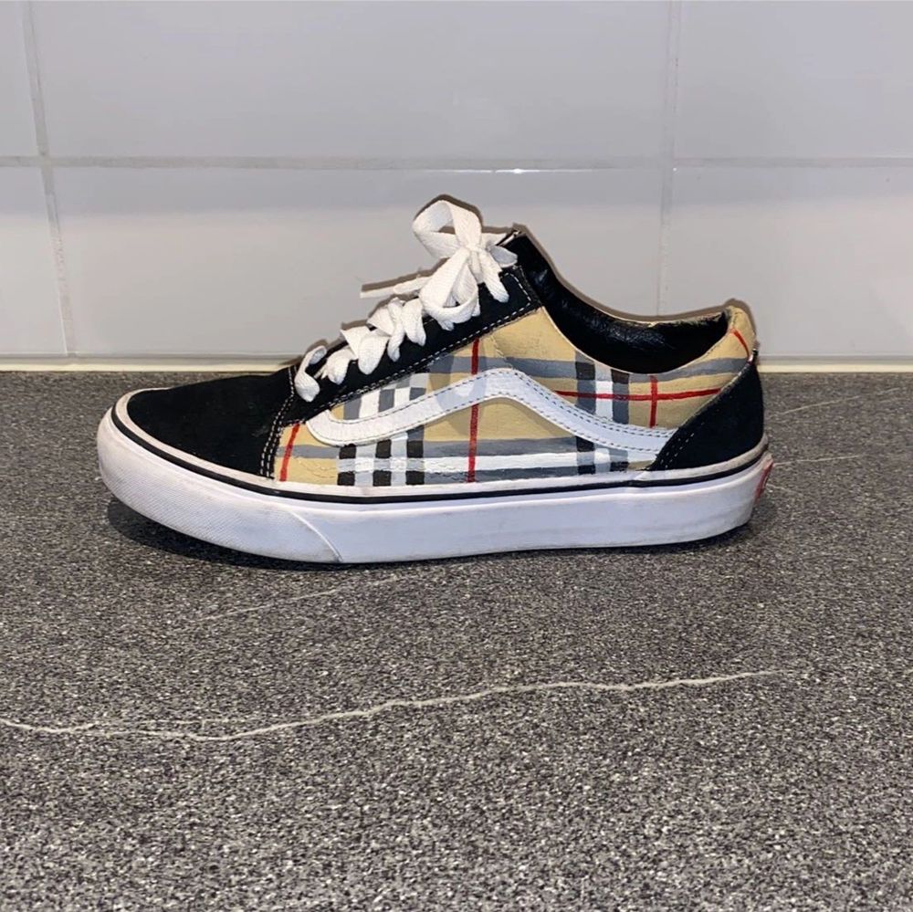vans burberry
