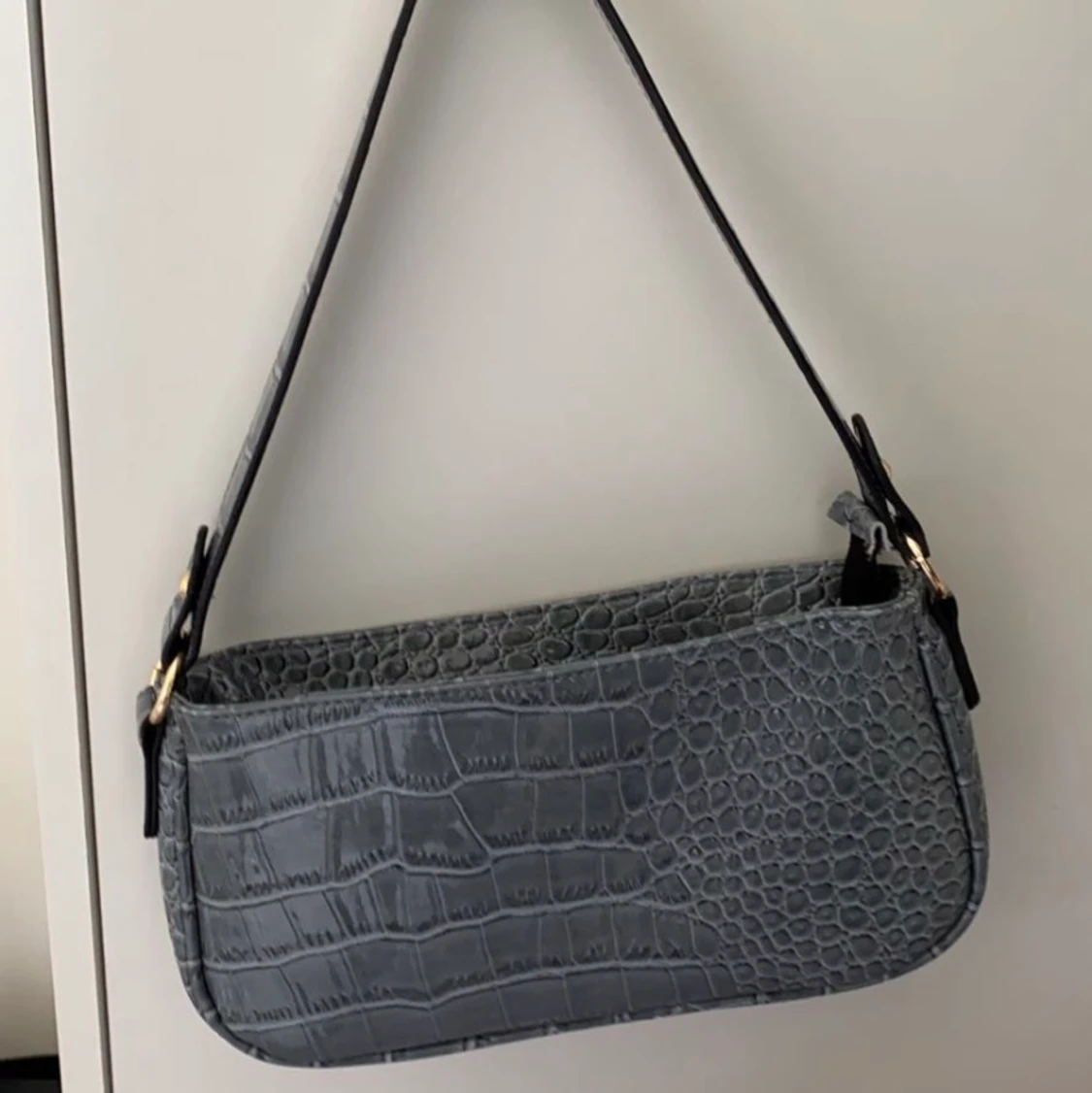 Sidoväska/axelväska - 90