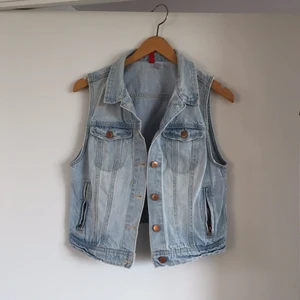  - H&M Finns i Hässelby. 