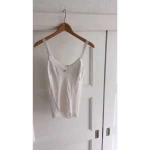  - Somrigt linne från Humana. Hur fint som helst. Köparen står för eventuell frakt😚