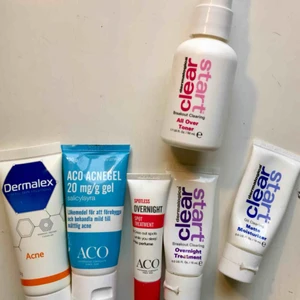  - Beskrivning och pris på bilderna 🥰 OBS: På sista bilden syns inte riktigt produkterna, men man kan se dem i första bilden.  