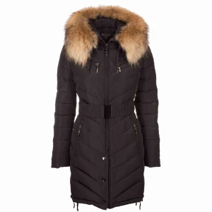  - Sitter som en medium!  Är själv en M i tröja och ibland L i byxa. Och den funkar fint på mig med breda höfter men skulle också sitta utmärkt på något mer nättare och smalare. Går ovanför knäna (165cm)  Pris kan diskuteras vid snabb affär! 