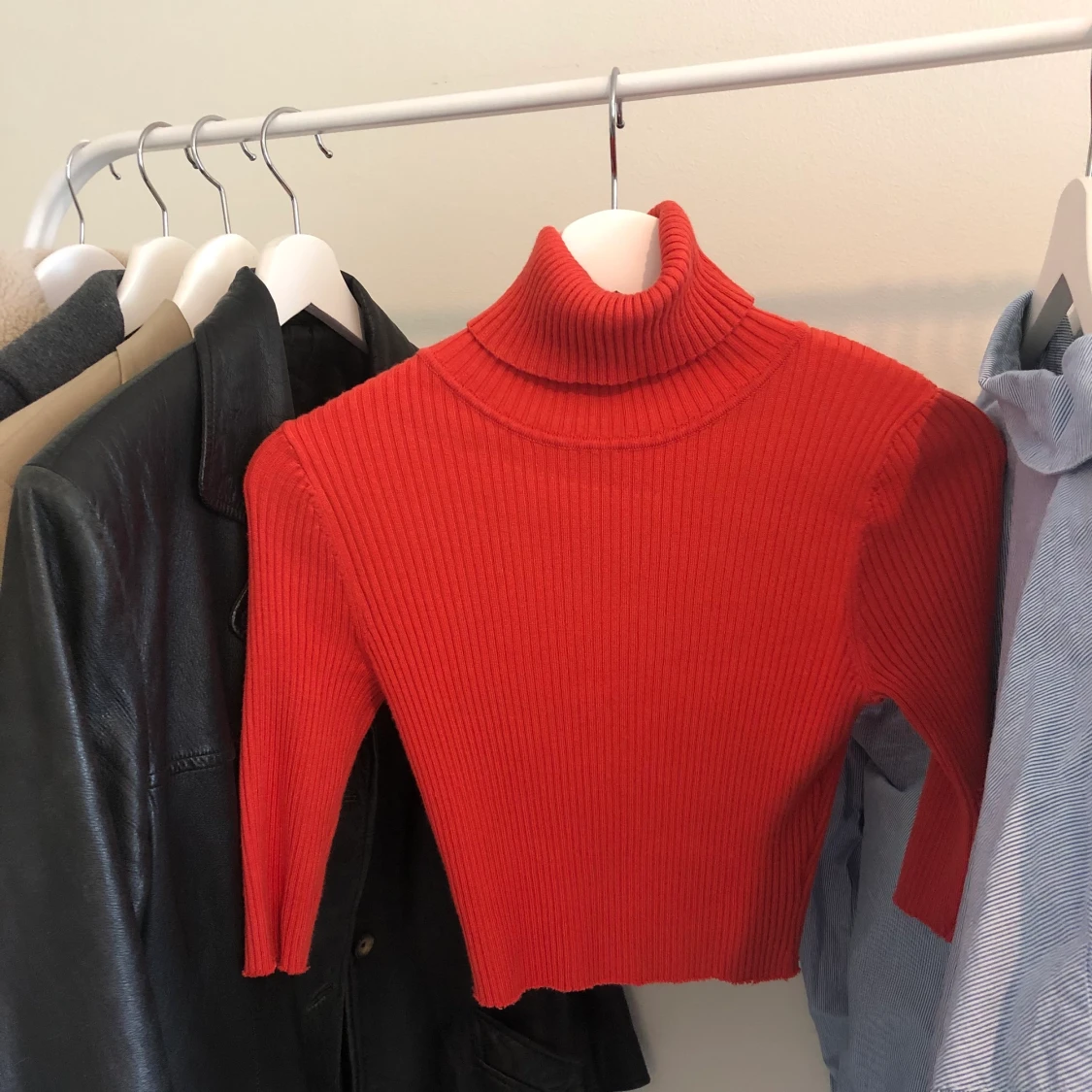 RÖD TURTLENECK i XS - 90