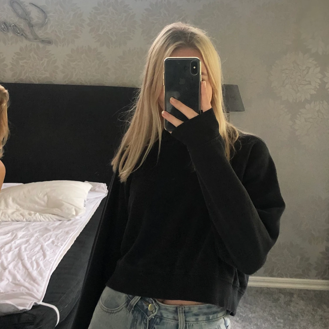 kroppar svart hoodie