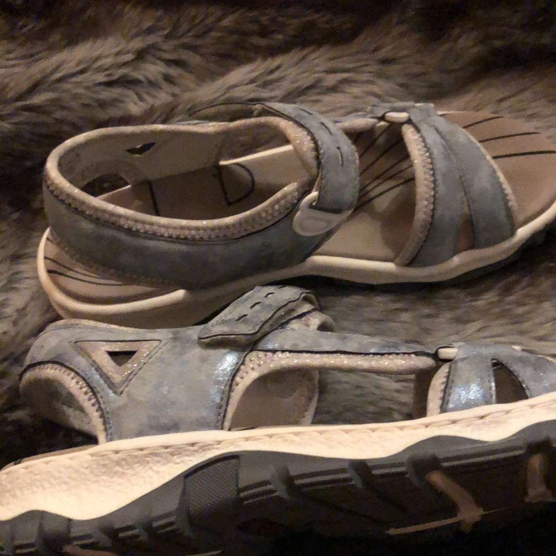 Grå-blåa rieker sandaler - 90