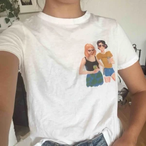  - T-shirt från zara🌸 köparen står för frakt 