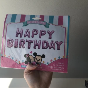 Födelsedags ballonger! - Alla 13dt ballonger för 150 sek inkluderad frakt💕 har flera designer så det är bara att Dma! Jag skickar samma dag sålänge det är innan 20:00!