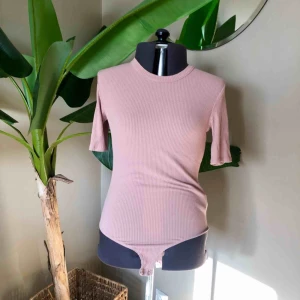  - Fin body från Bershka!