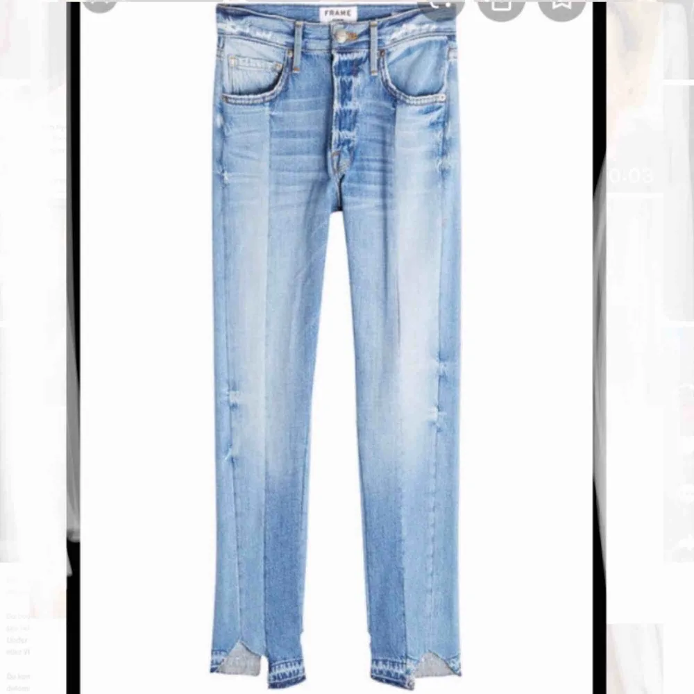 Skitcoola jeans ifrån frame! Säljer pga att de inte sitter så snyggt på mig. Jättebra skick. Nypris ca 3500kr  . Jeans & Byxor.