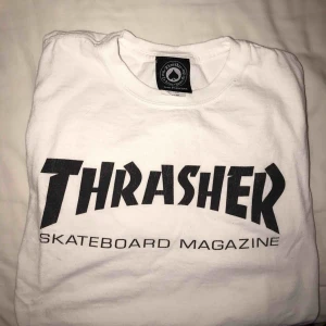  - Säljer min älskade thrashertröja då den inte kommer till användning längre :(