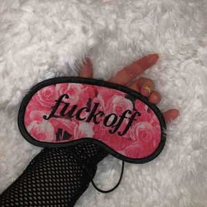  - Säljer sovmask för 30kr, aldrig använd. Passar alla storlekar. Frakt tillkommer :)