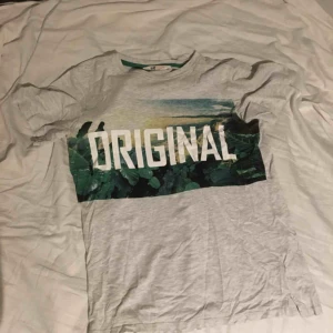  - H&M t-shirt bra skick 