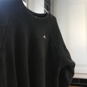 Adidas-fleece - En riktigt cool adidas-fleece köpt på humana