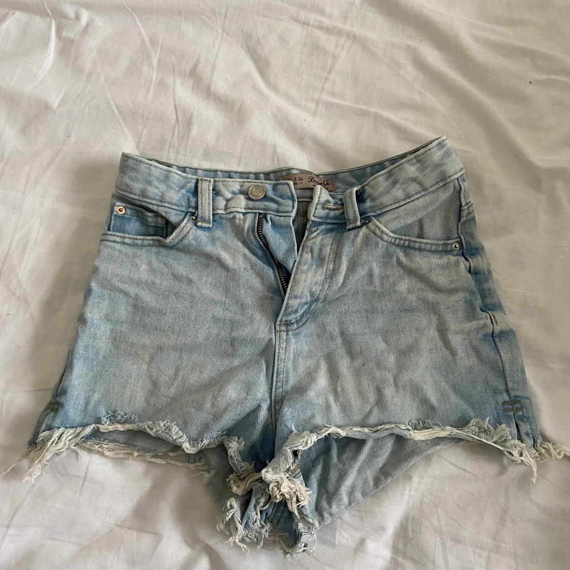 Jeans shorts, 32