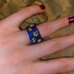 Trendiga ringar:)) - Trendiga reningar gjorda av fimolera:))