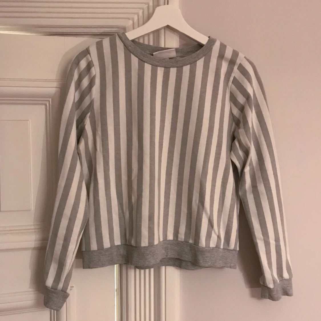 Randig topp från Monki  - 90