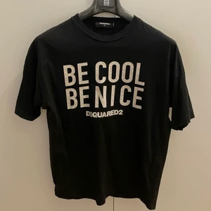 DSQUARED T-SHIRT - DSQUARED T-SHIRT inköpt 2018 på farfetch 