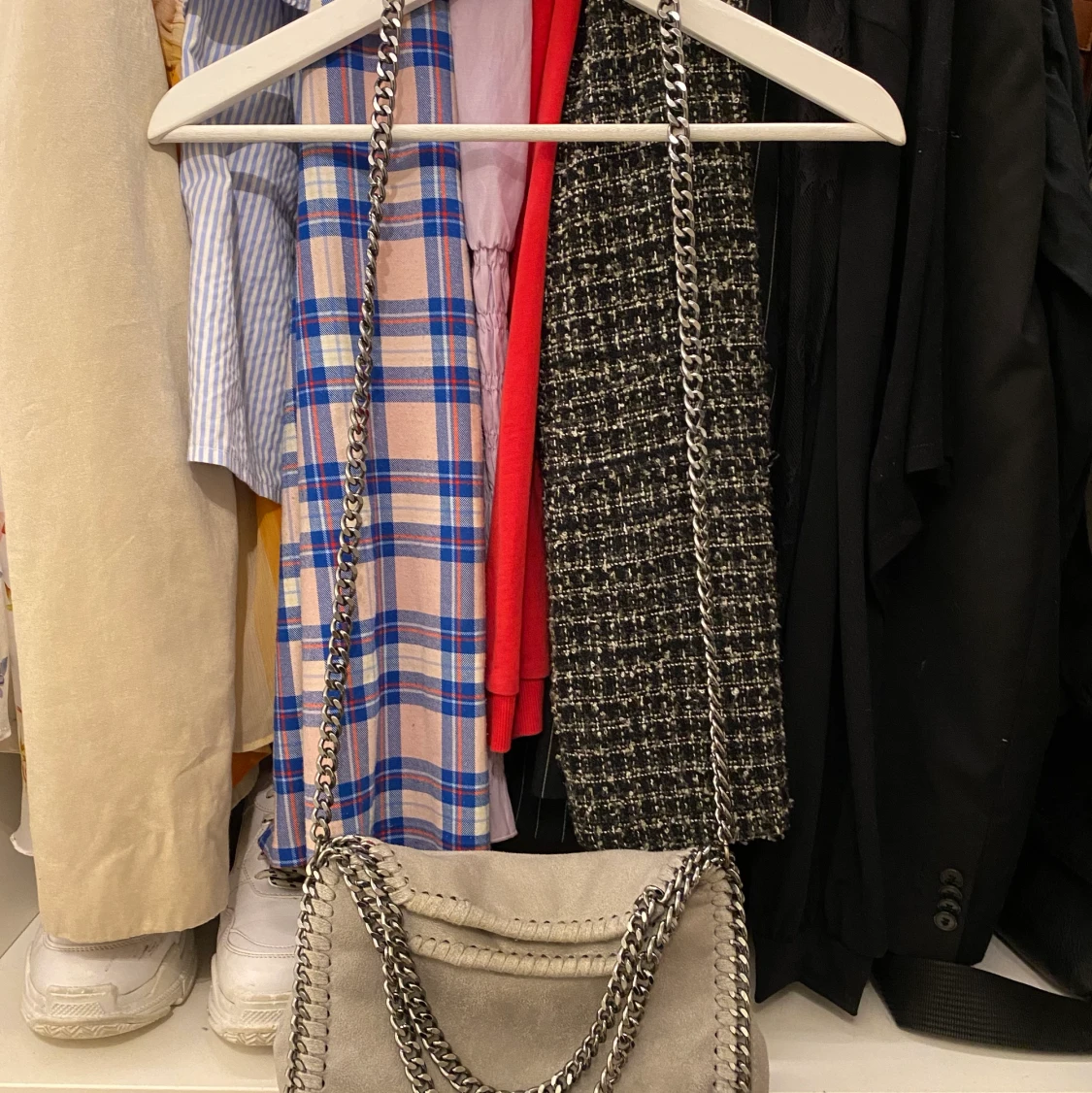 Grå/silvrig väska, lik stella mccartney - 91