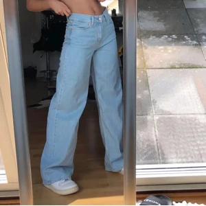 Junkyard jeans - Så snygga och bekväma jeans från junkyard💗 buda från 250kr