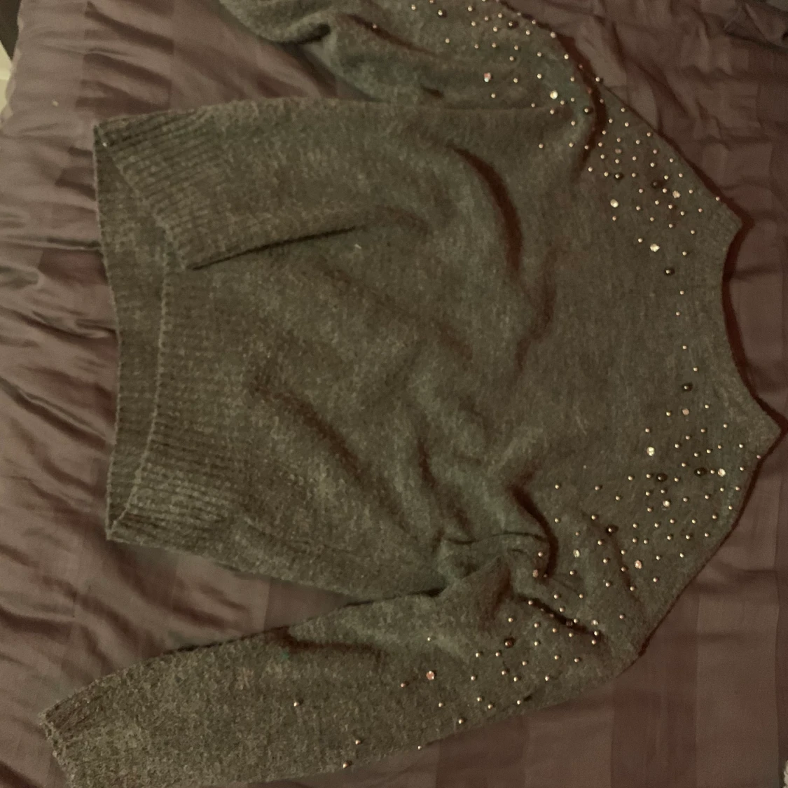 Grå tröja från hm - 90