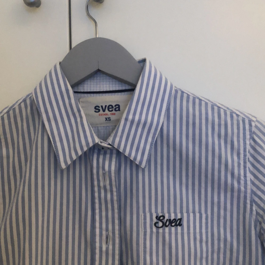 Randig skjorta från Svea   - 91