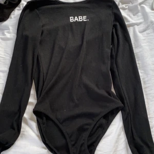 Body - Andvänd en gång storlek m men mer som en s-xs