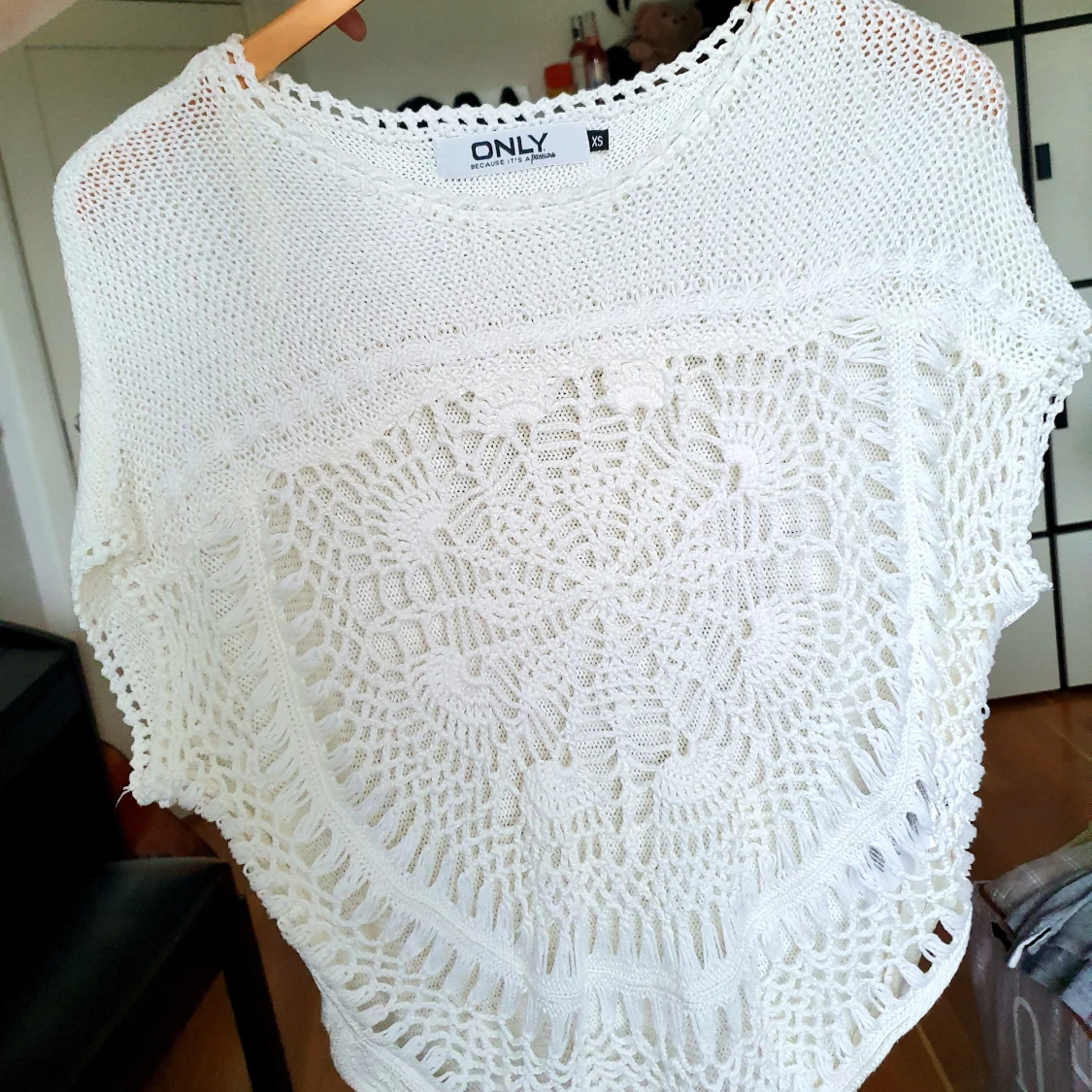 Vit stickad tröja🌸 - 90