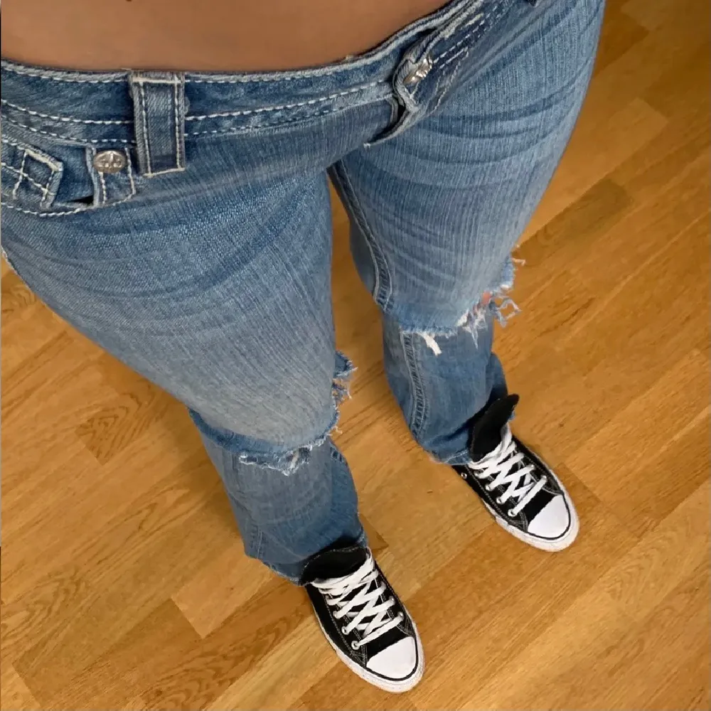 Exakt likadana jeans fast utan hål på!. Jeans & Byxor.