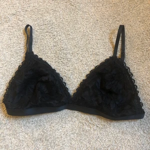 Spets bh  - Svart spets bh ifrån Gina, aldrig använd 