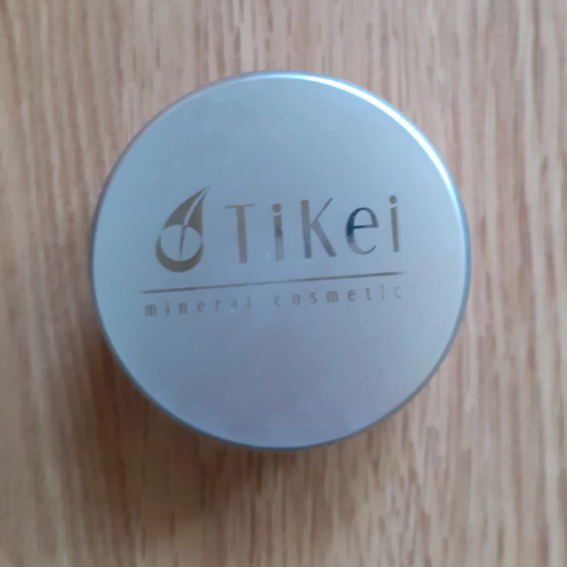 Tikei mineral puder foundation